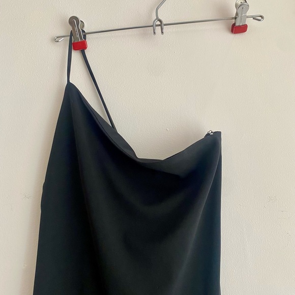 Y2K black one shoulder dress - Picture 5 of 10